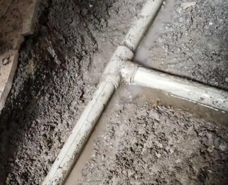 阿勒泰漏水维修电话